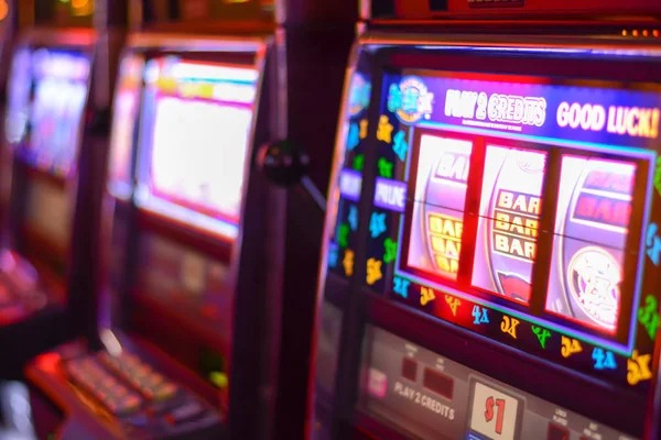 Ikan Hoki paytable and symbol values